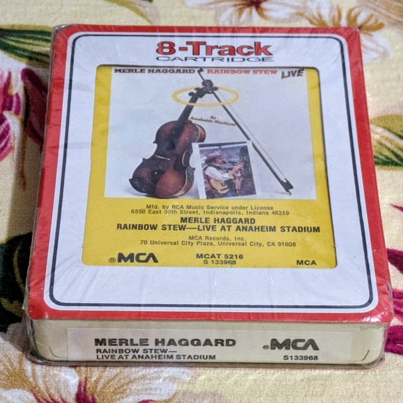 1981 8-Track Merle Haggard NEW / factory sealed Rainbow Stew ( MCA Records ) - Picture 6 of 6